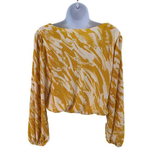 ASTR Yellow Mustard Paint Plisse Long Sleeve Surplice Wrap Top Womens XS V-Neck - Picture 7 of 10